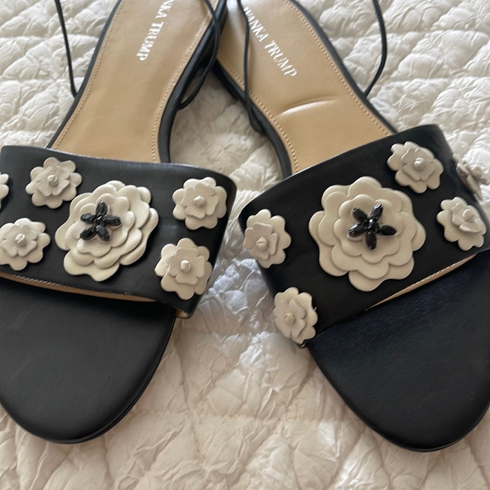 Ivanka Trump sandals 11M STRAPPY